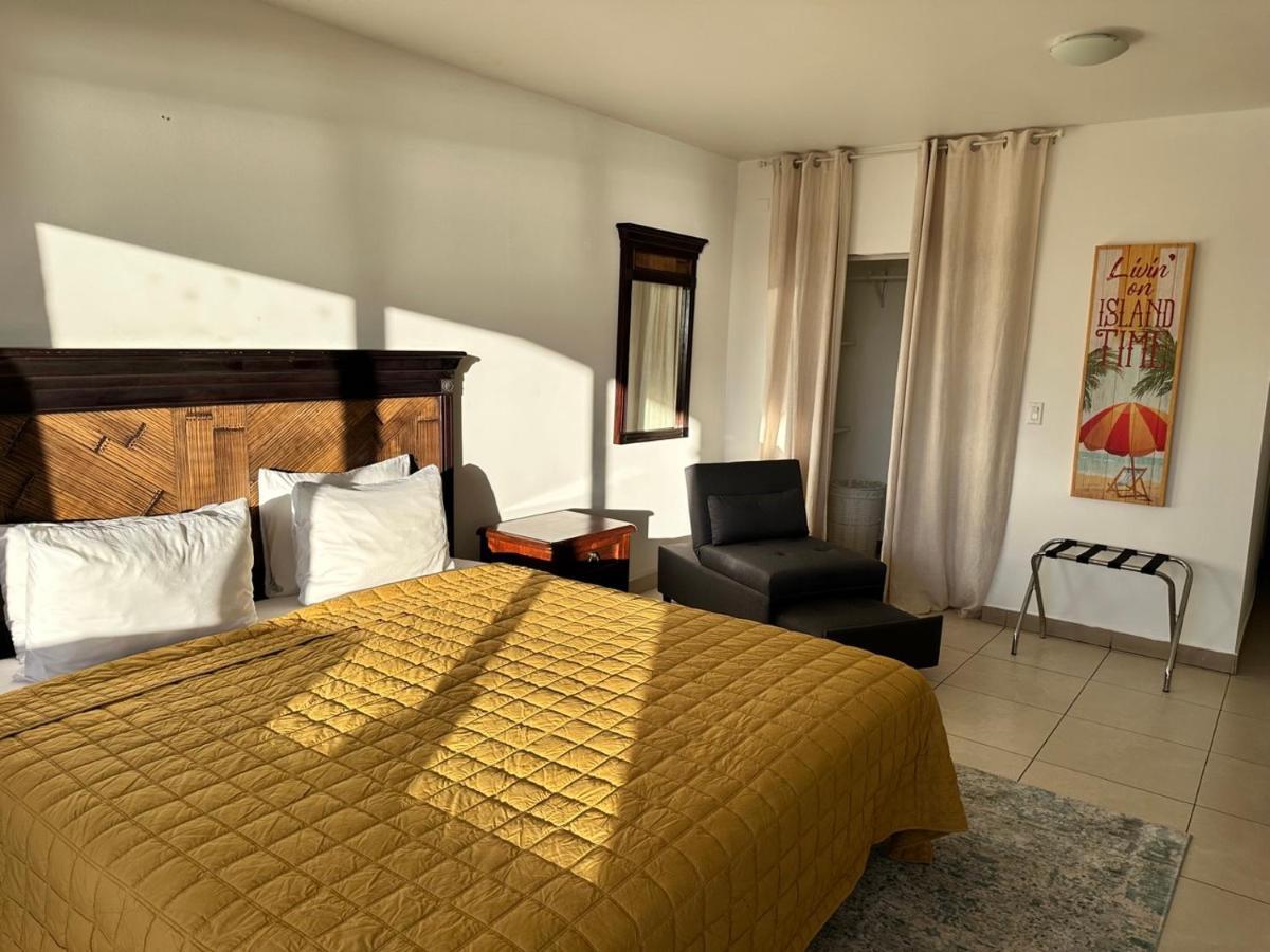 Maho Beach House - Studio - Beach Access Dış mekan fotoğraf