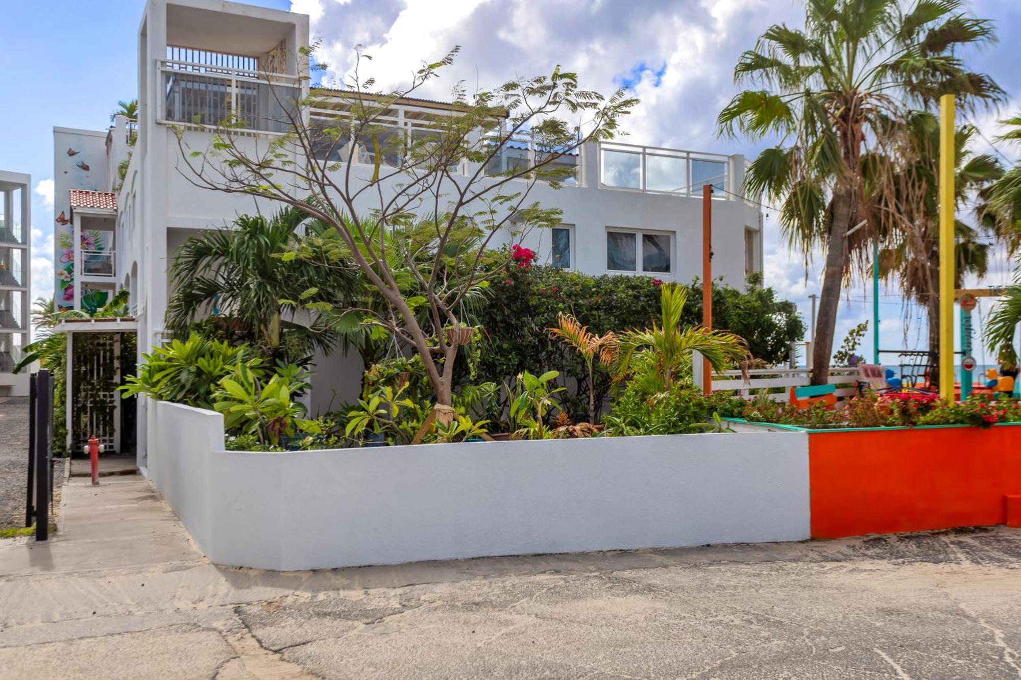 Maho Beach House - Studio - Beach Access Dış mekan fotoğraf